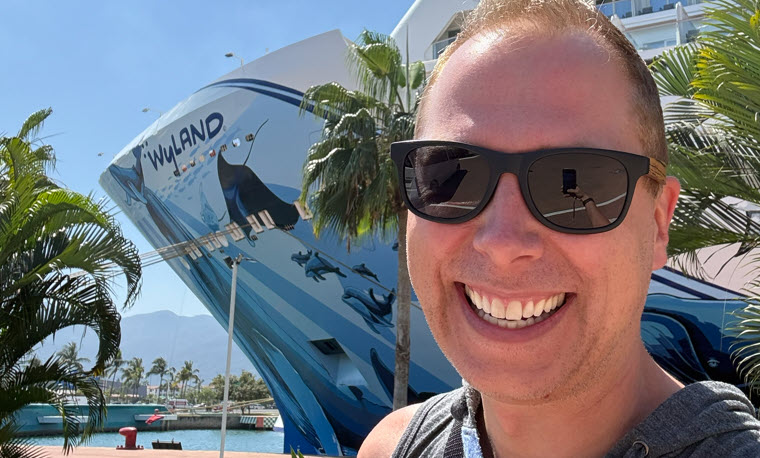 Norwegian Bliss Review: Is This Breakaway-Plus Ship Still Worth Sailing?